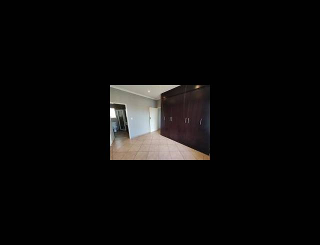 2 BEDROOM TOWNHOUSE FOR SALE IN RIVERSDALE